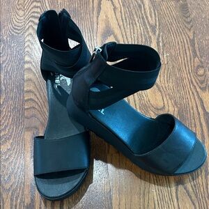 Sorel Black Wedge Sandals